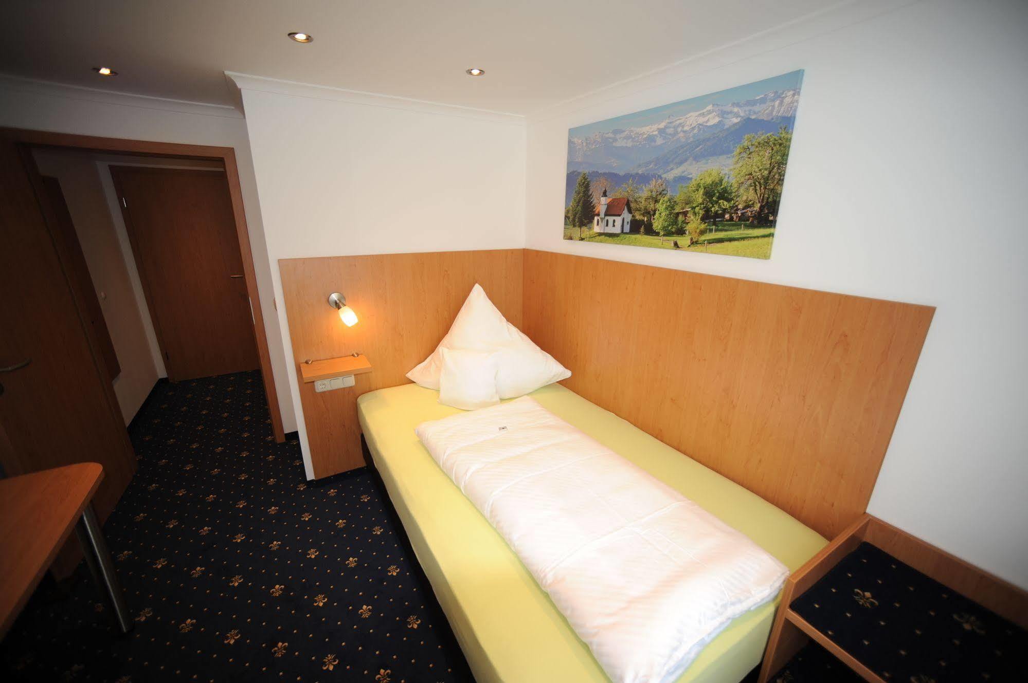 Hotel Post - Regionales Grosses Fruehstuecksbuffet - Auch Gf & Lf Scheidegg Exterior photo