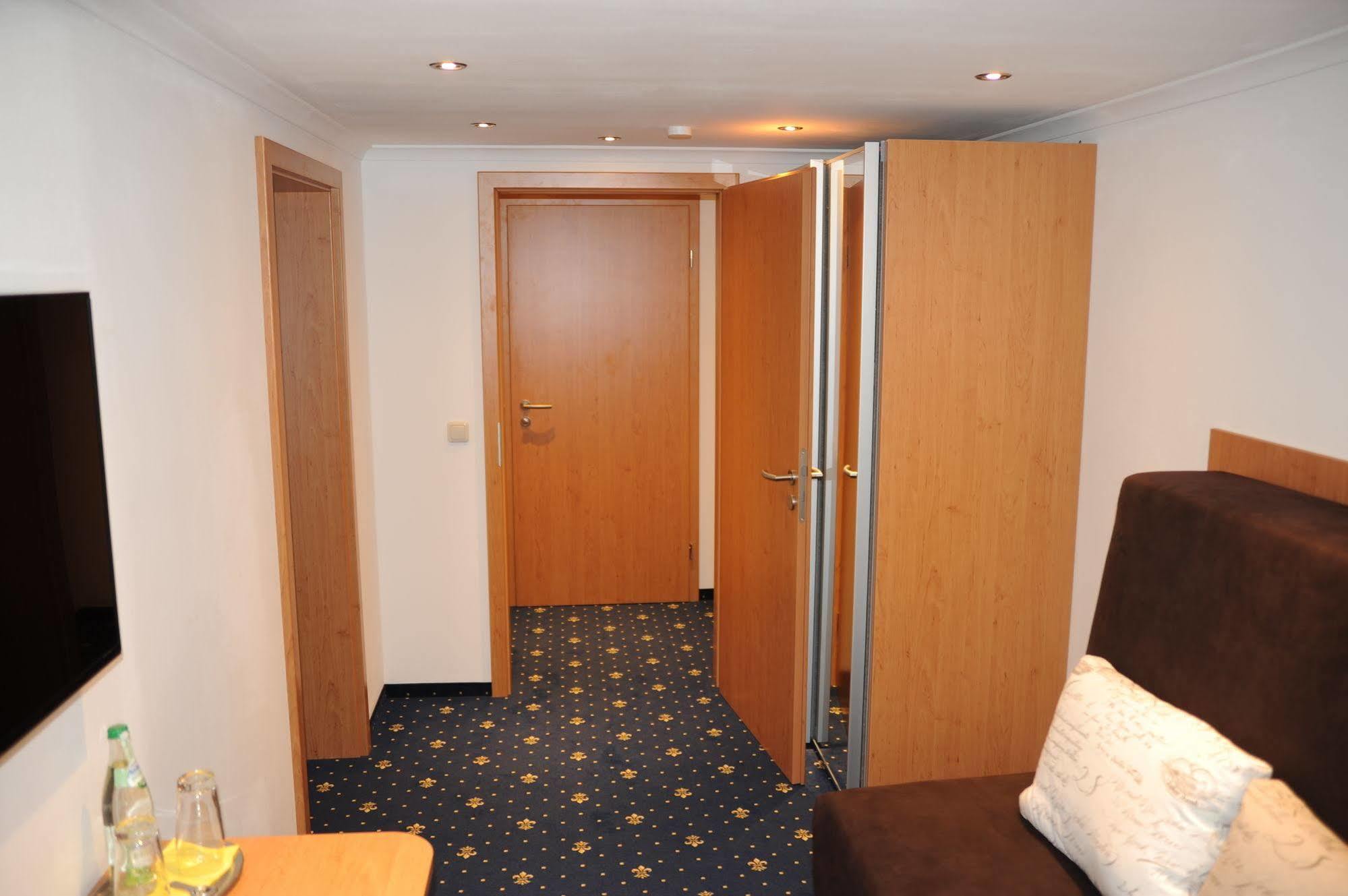 Hotel Post - Regionales Grosses Fruehstuecksbuffet - Auch Gf & Lf Scheidegg Exterior photo